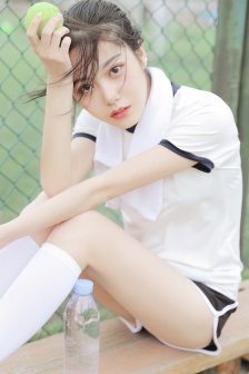 被怪物缠绕的美人不会取名字海棠